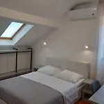 게스트하우스 Marjan & 3*
